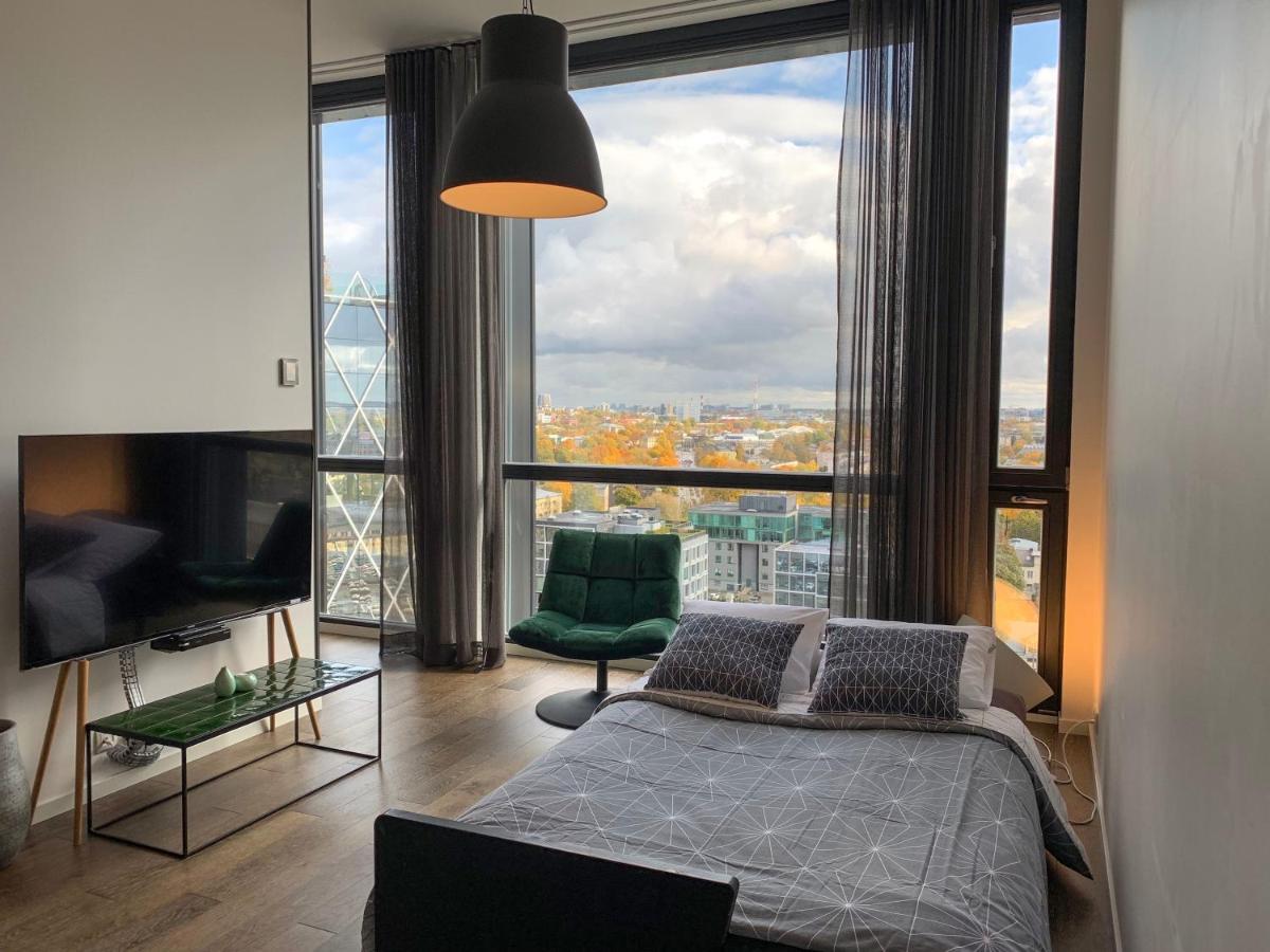 Orange Apartments Tower & Free Parking Tallinn Exterior photo